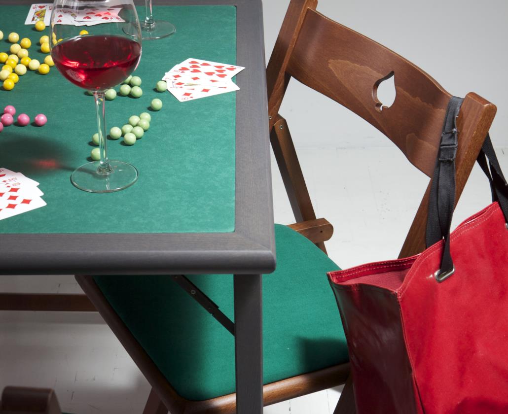  Spassose ore di allegria insieme a Torneo Table Grey 